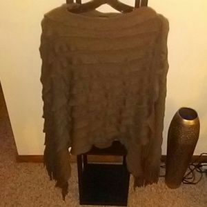 Mocha ruffled, fringed shawl